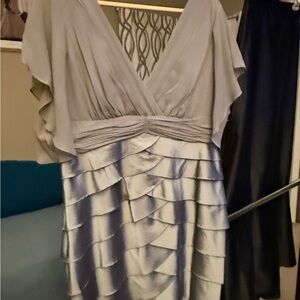 Stylish Adrianna Papell Gray Wedding Cocktail Dinner Dress